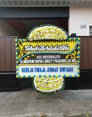 Papan Bunga Duka di Tewah Pupuh